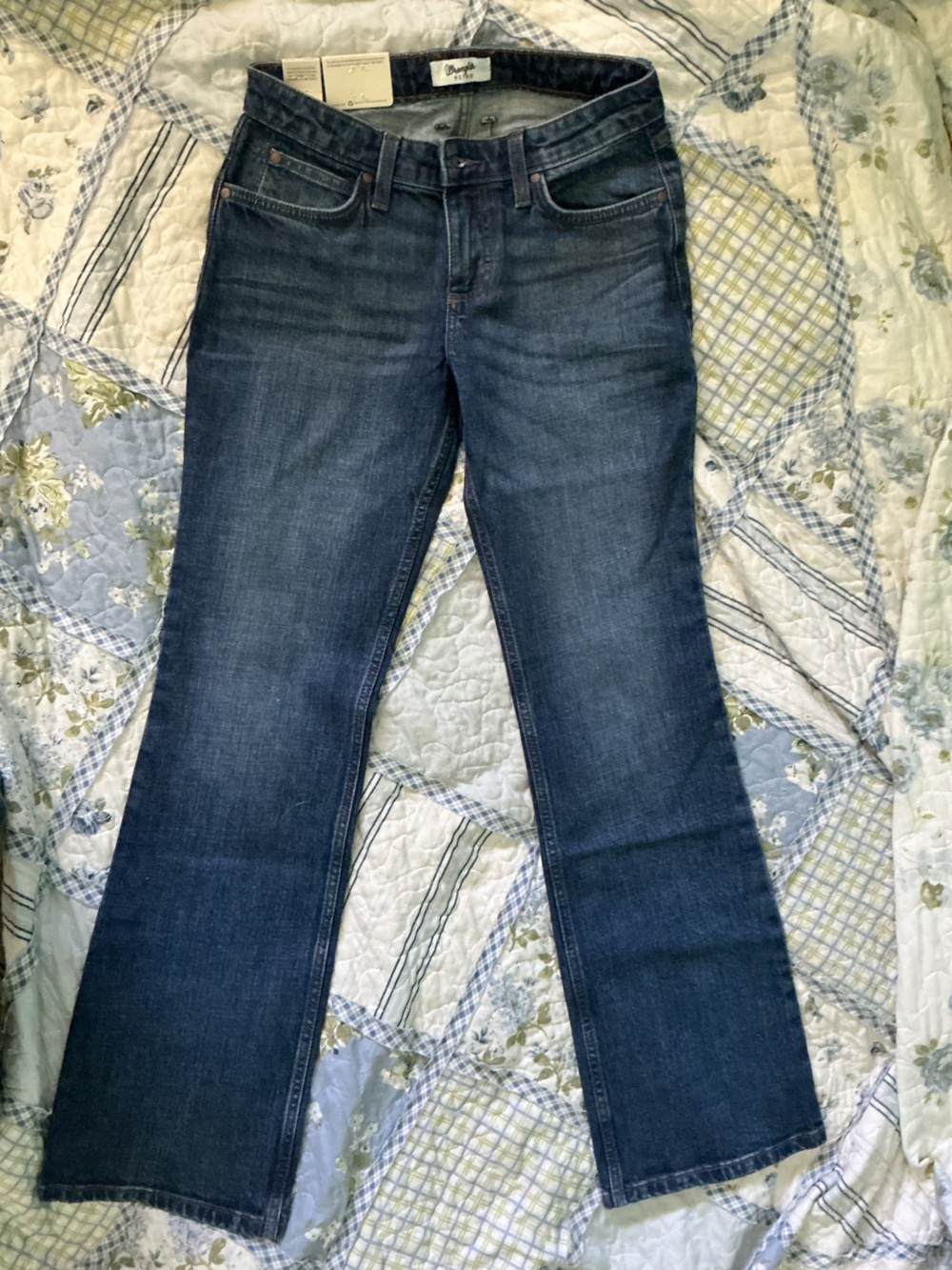 Wrangler Women's Mae Mid-rise Bootcut Jeans